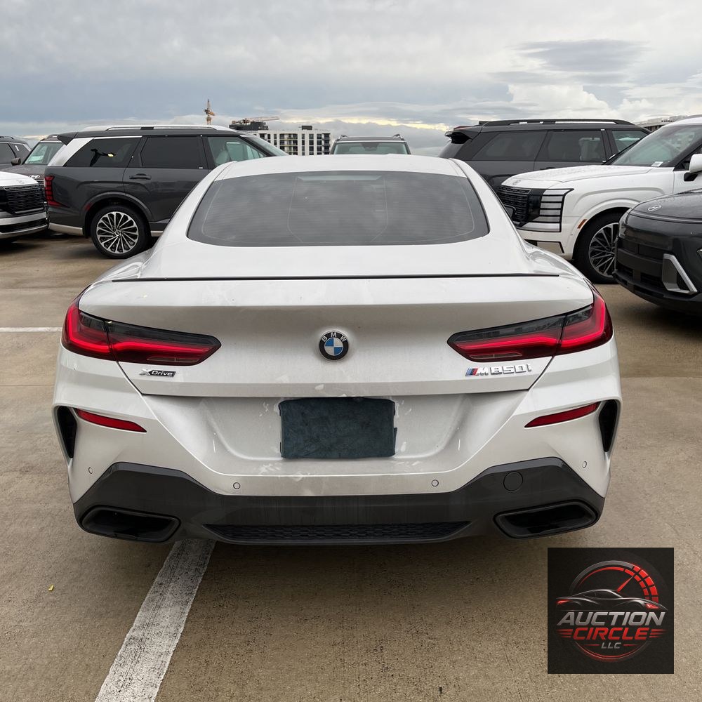 2024 BMW 8-Series M850xi