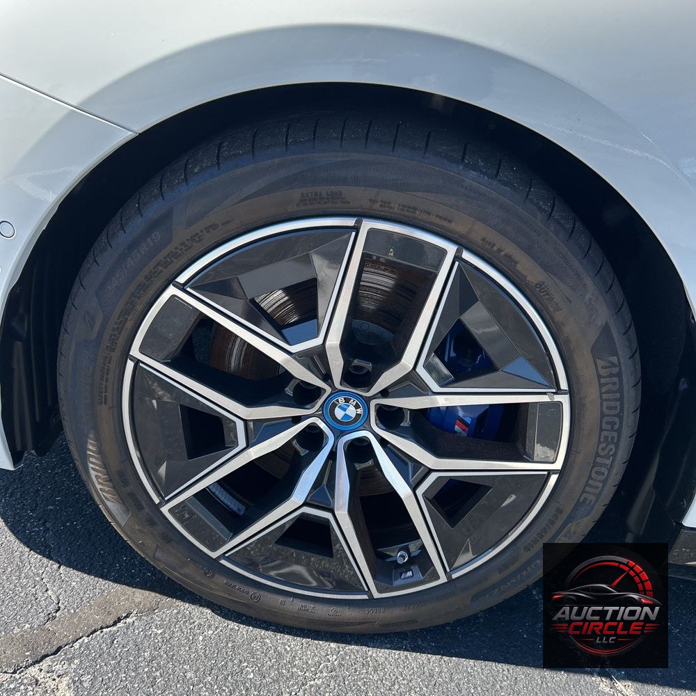 2024 BMW i5 eDrive40