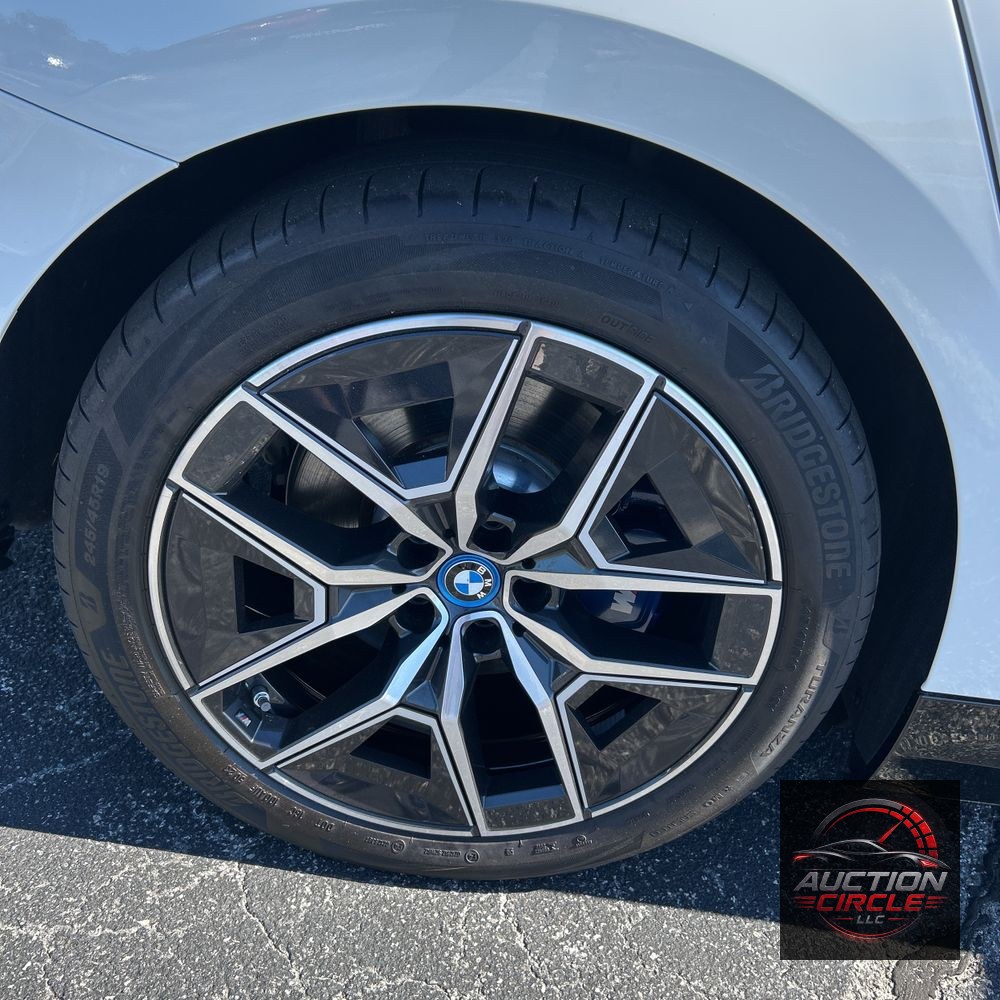 2024 BMW i5 eDrive40