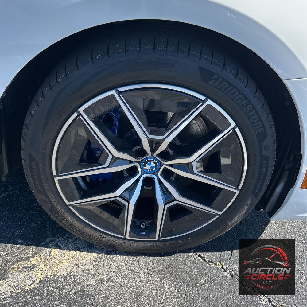 2024 BMW i5 eDrive40