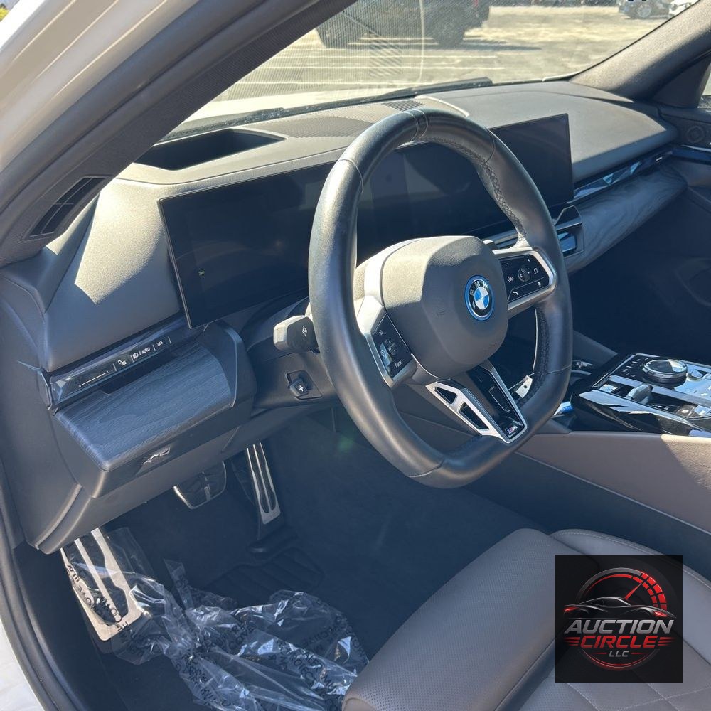 2024 BMW i5 eDrive40
