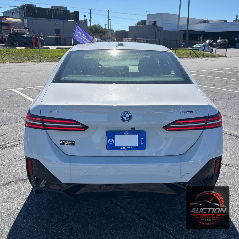 2024 BMW i5 eDrive40