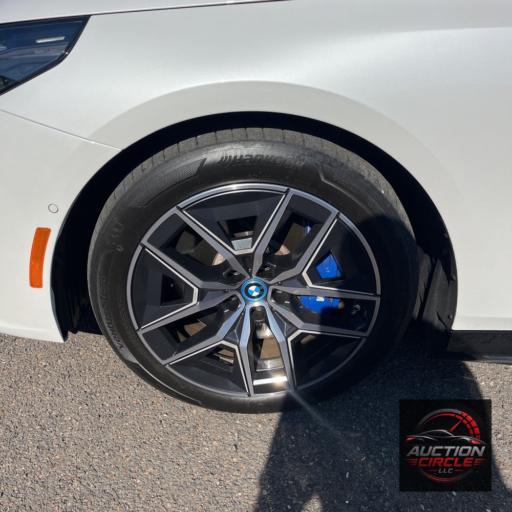 2024 BMW i5 M60