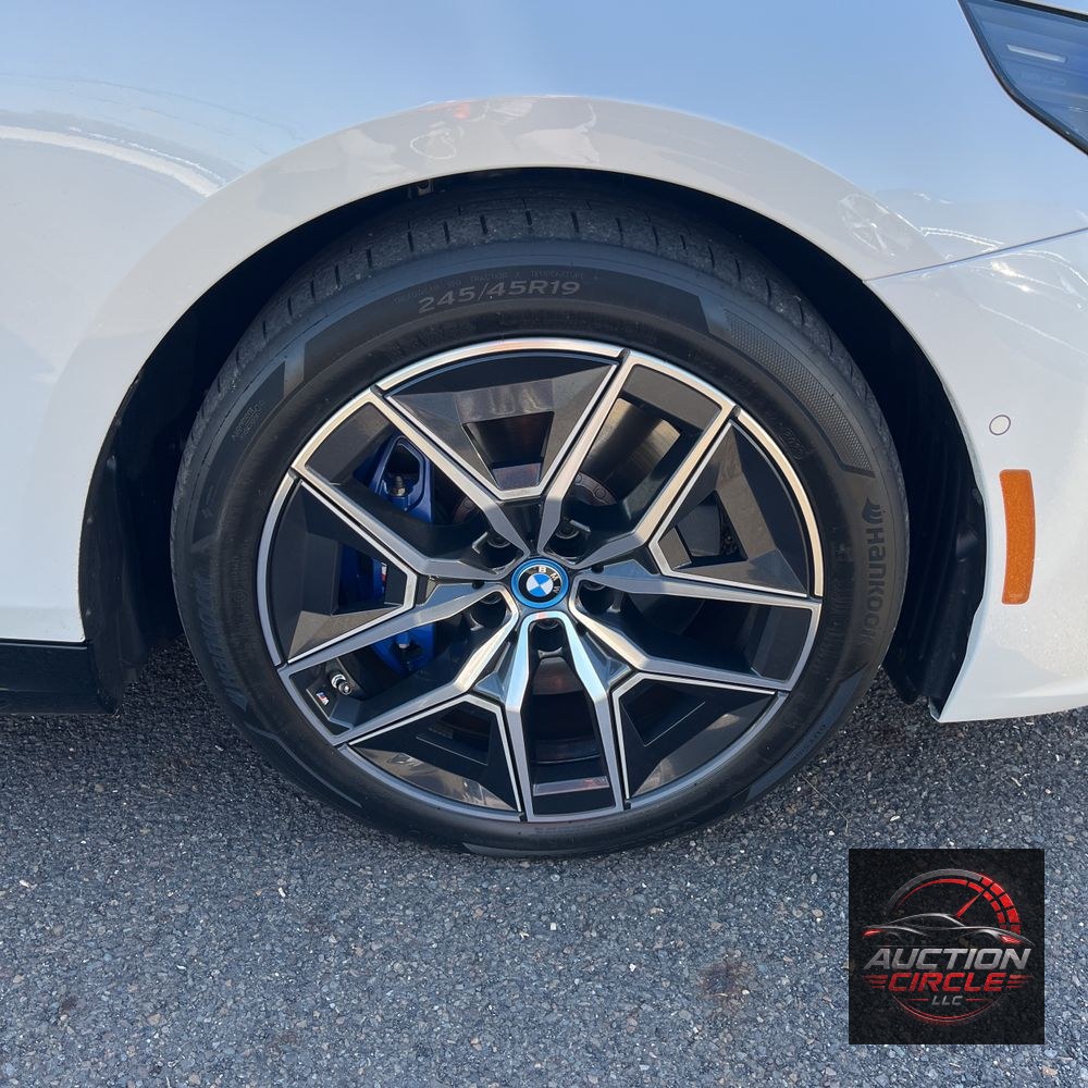 2024 BMW i5 M60