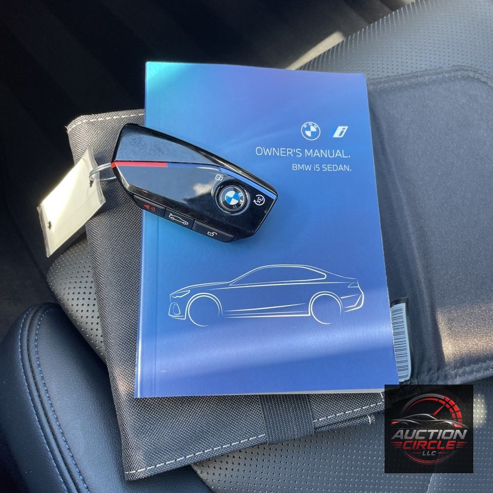 2025 BMW i5 M60