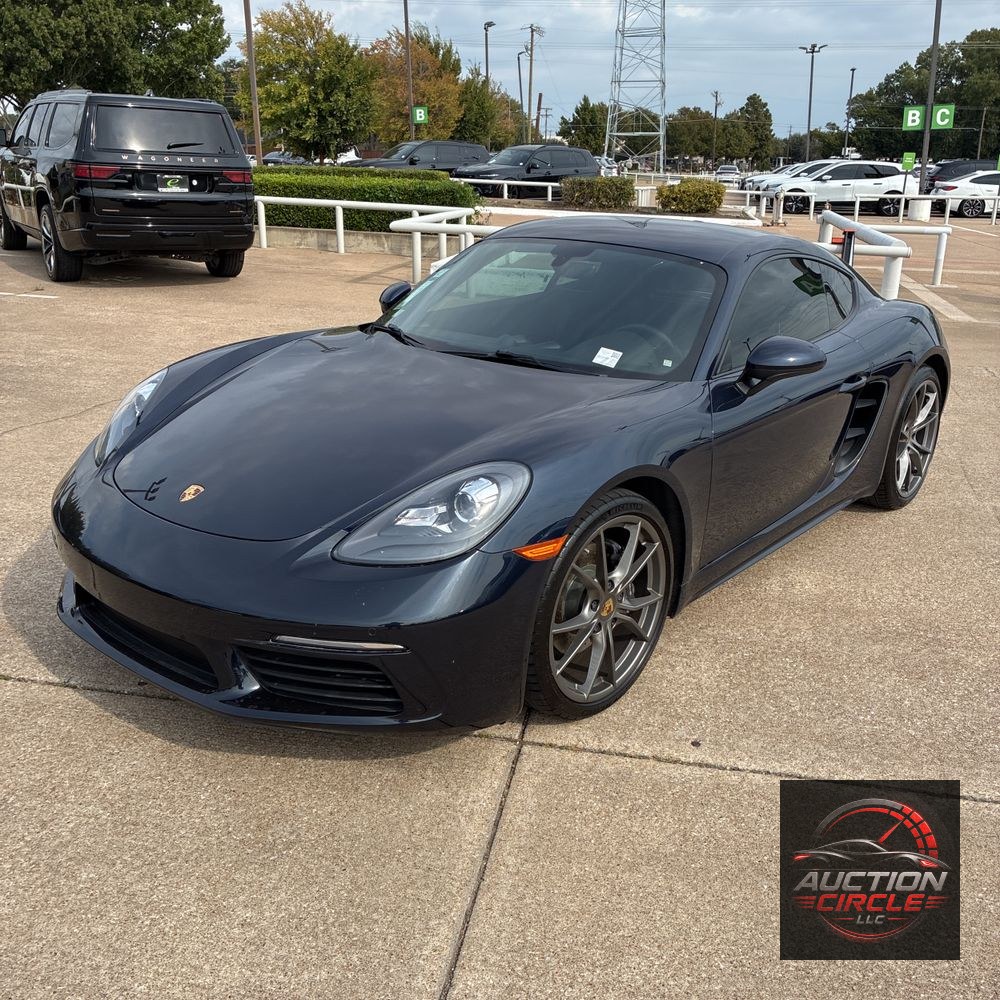 2017 Porsche 718 Cayman Base