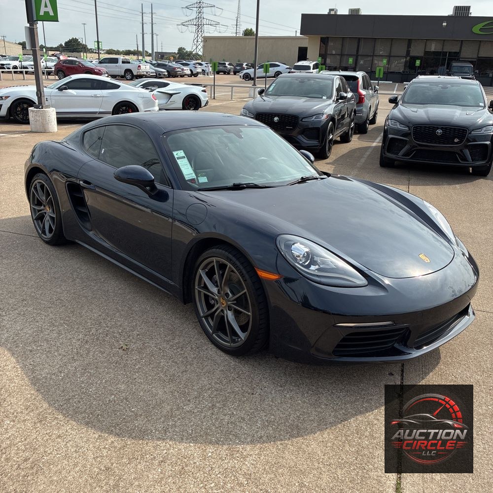 2017 Porsche 718 Cayman Base