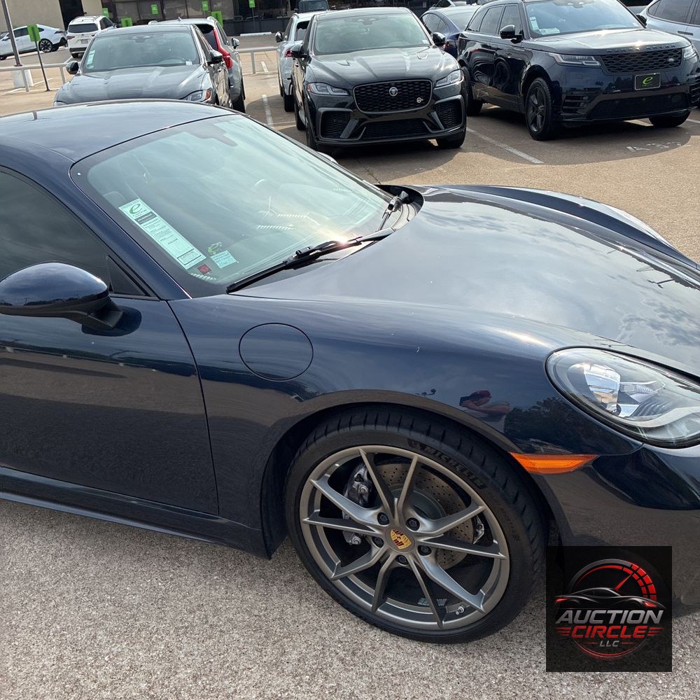 2017 Porsche 718 Cayman Base