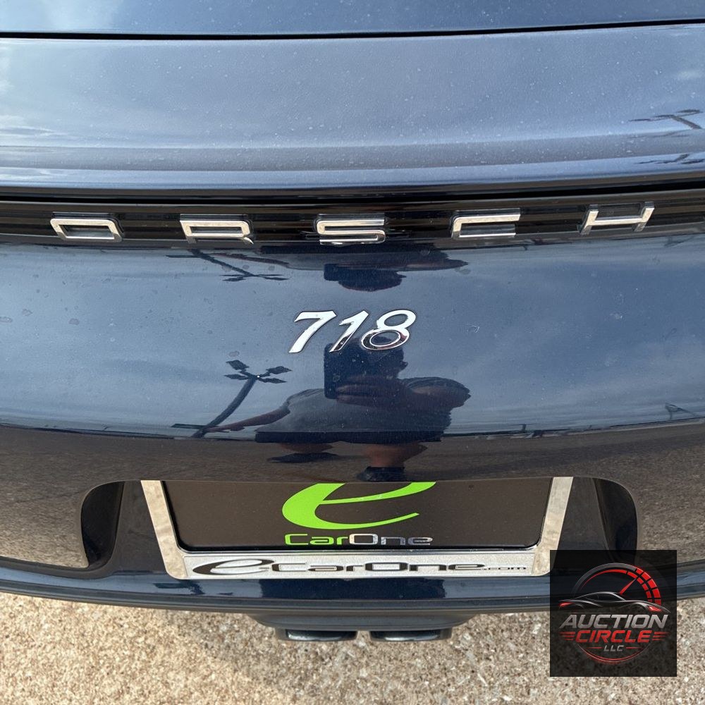 2017 Porsche 718 Cayman Base
