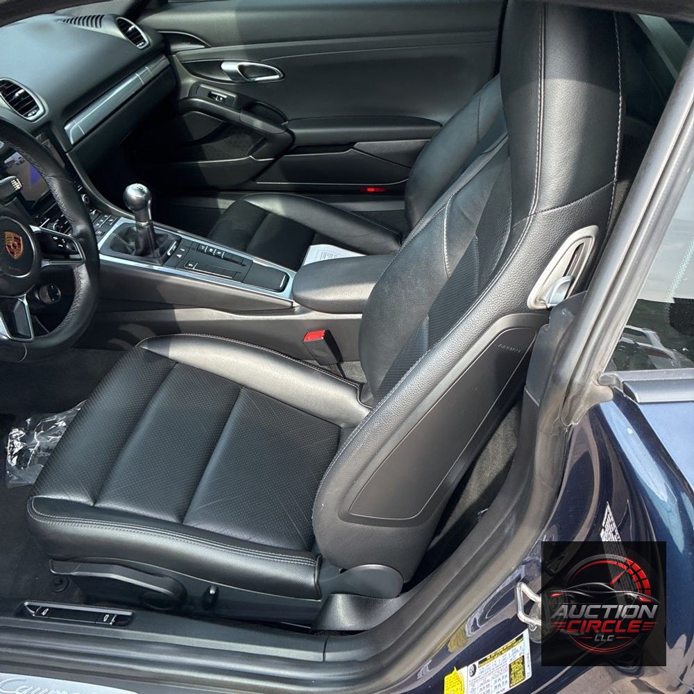 2017 Porsche 718 Cayman Base
