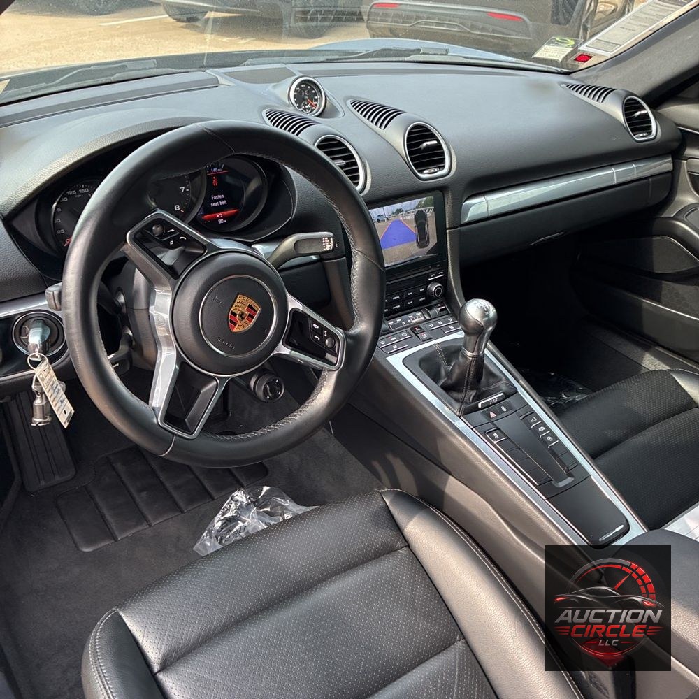 2017 Porsche 718 Cayman Base