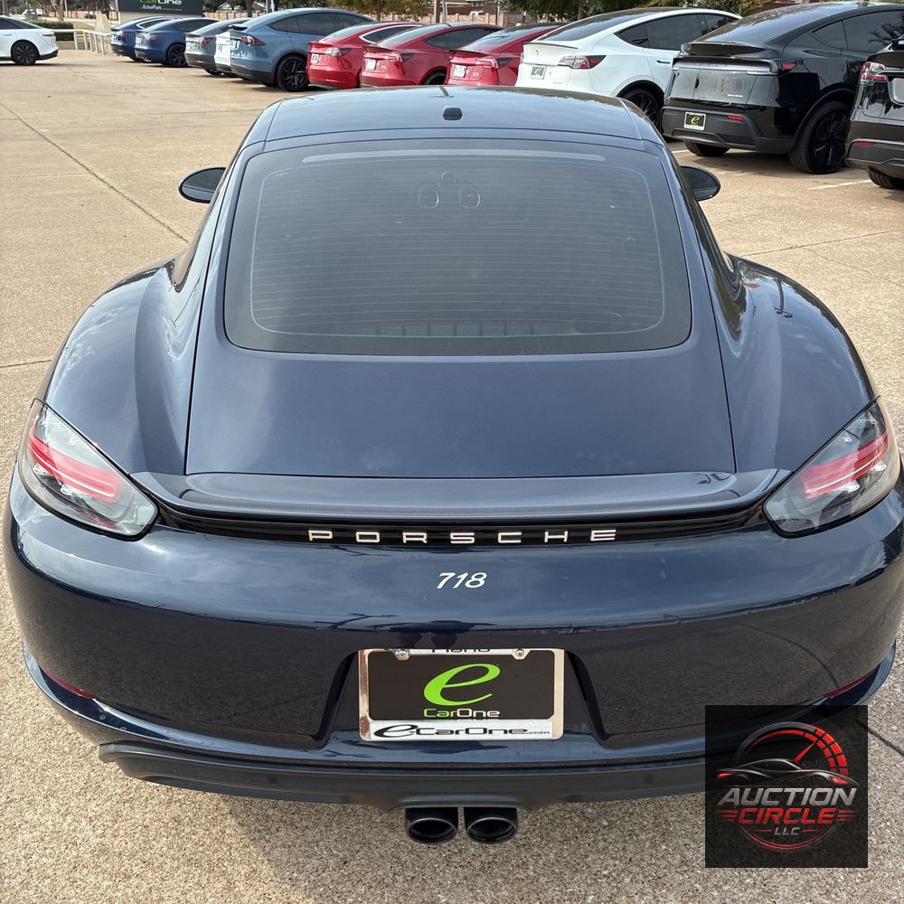 2017 Porsche 718 Cayman Base