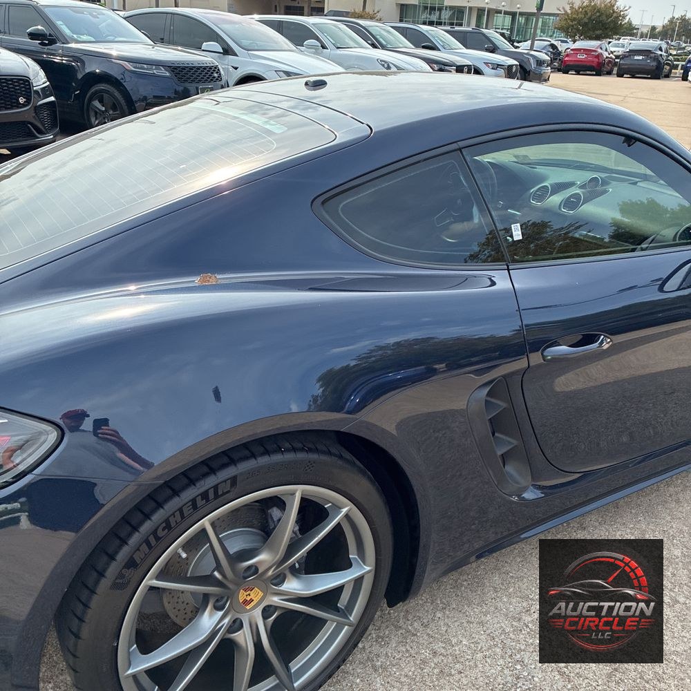 2017 Porsche 718 Cayman Base