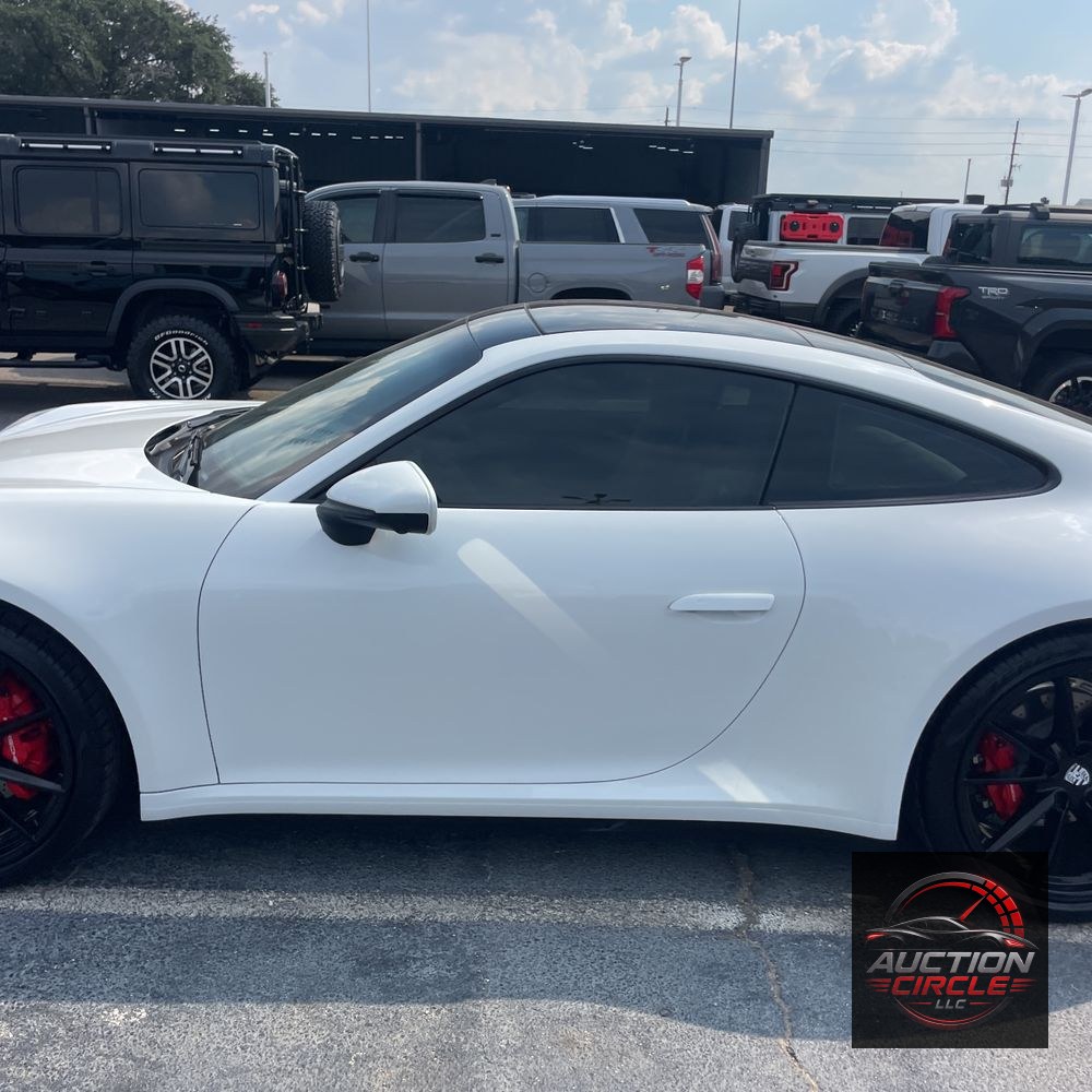 2024 Porsche 911 Carrera