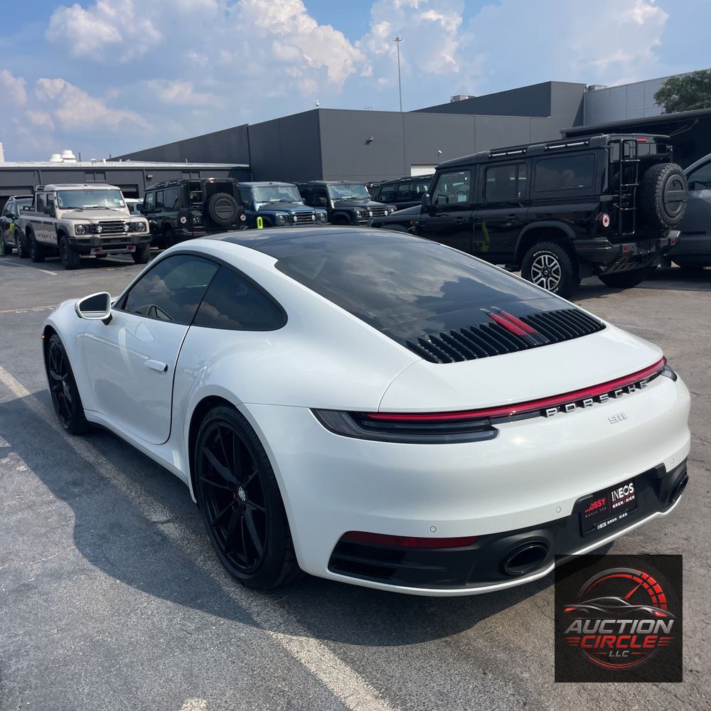2024 Porsche 911 Carrera