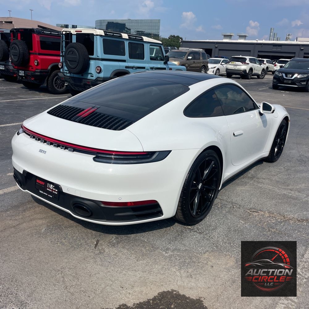 2024 Porsche 911 Carrera