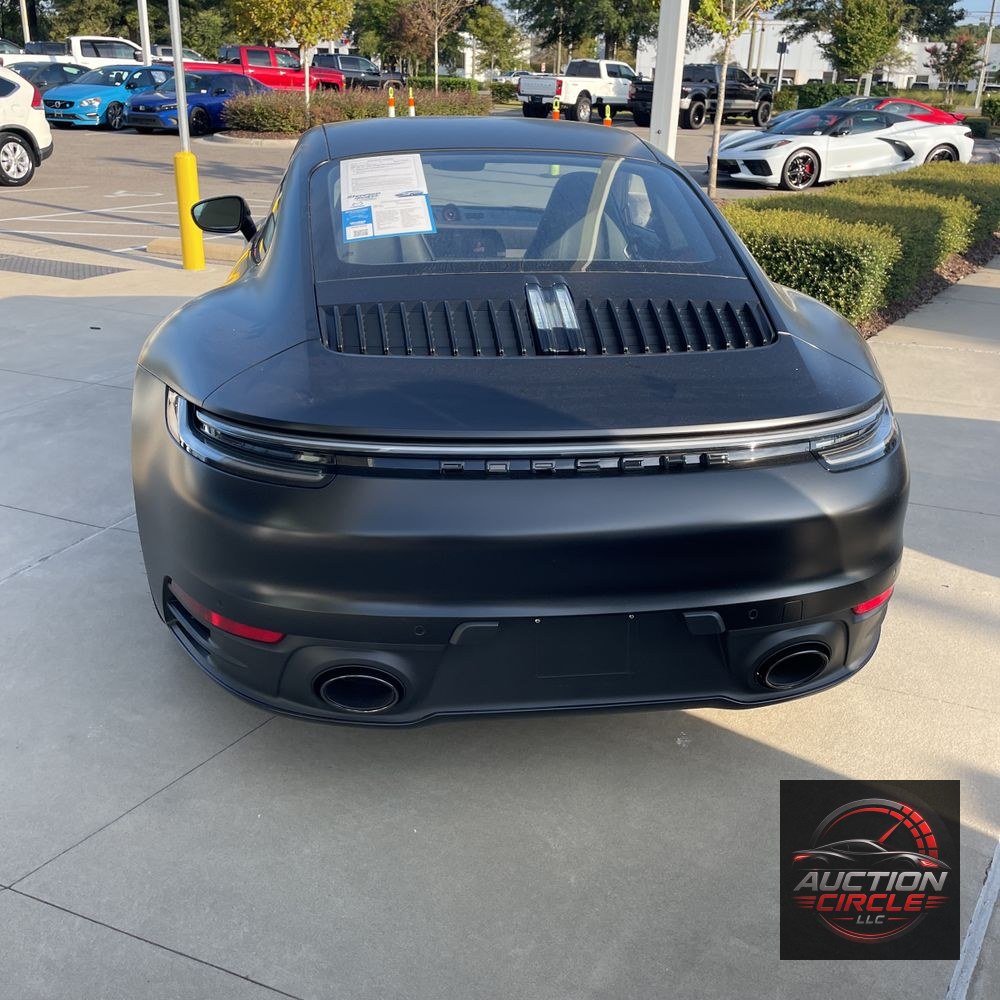 2024 Porsche 911 Carrera