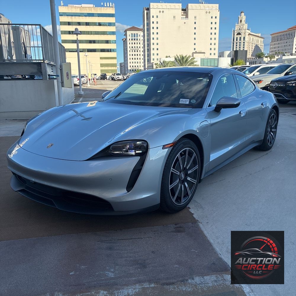 2022 Porsche Taycan Base