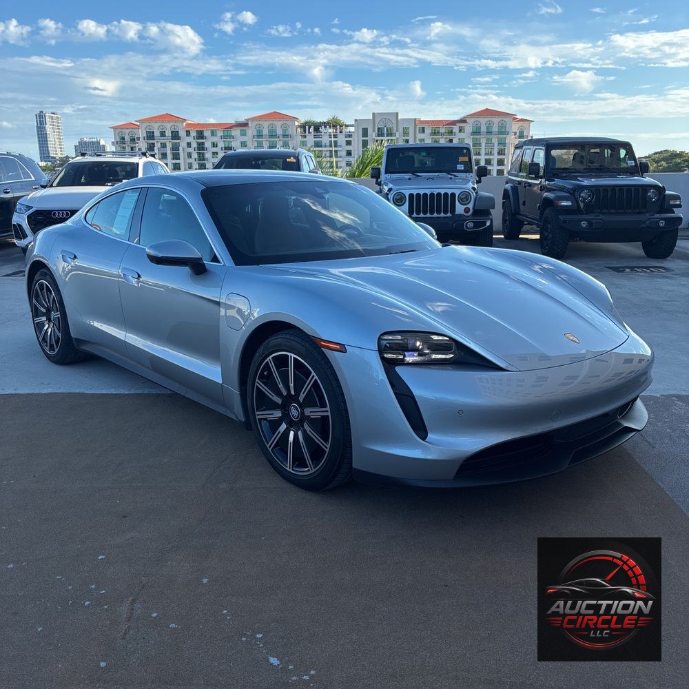 2022 Porsche Taycan Base