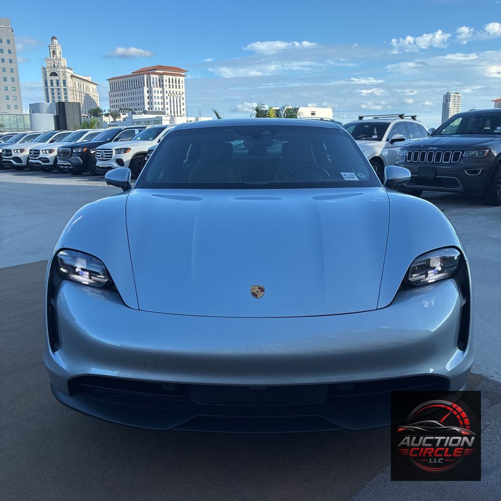 2022 Porsche Taycan Base