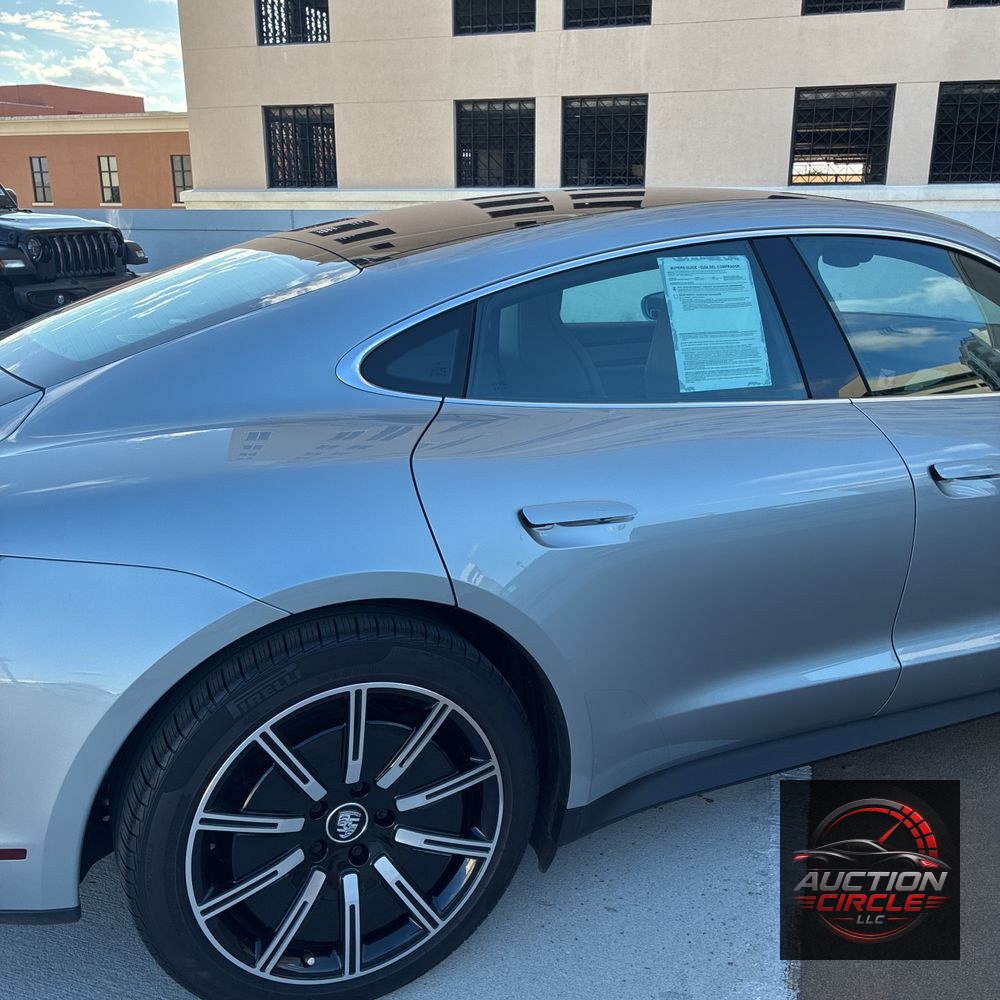 2022 Porsche Taycan Base