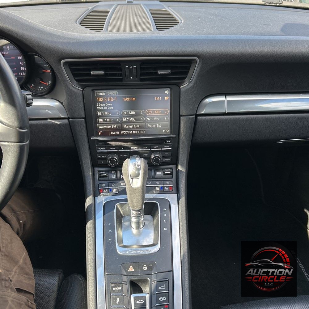 2013 Porsche 911 Carrera 4 4S