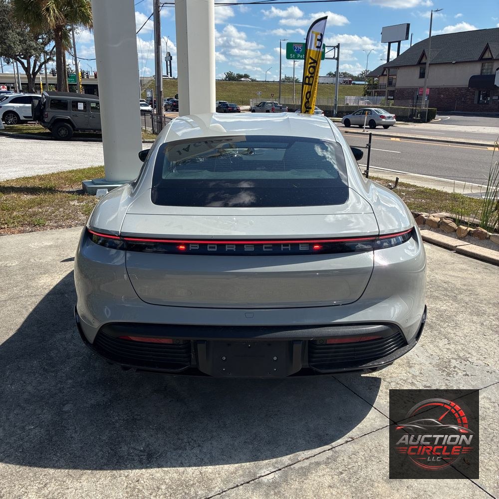 2021 Porsche Taycan Turbo S