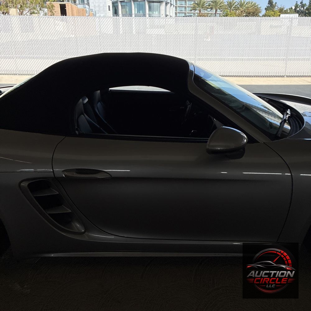 2024 Porsche 718 Boxster S