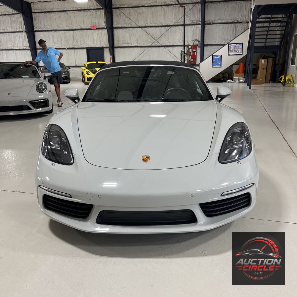 2022 Porsche 718 Boxster S