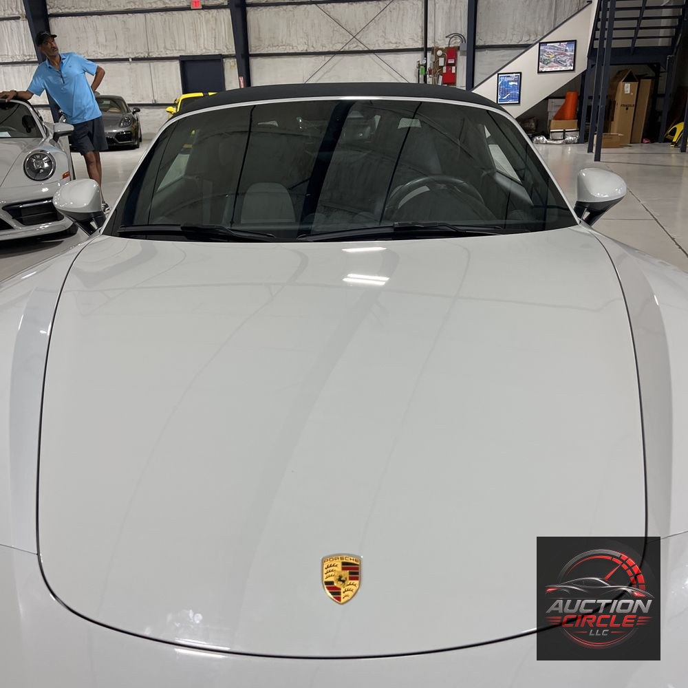 2022 Porsche 718 Boxster S