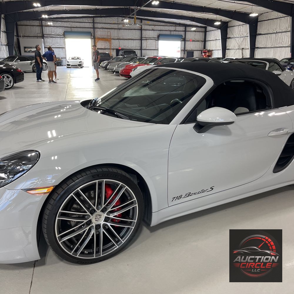 2022 Porsche 718 Boxster S