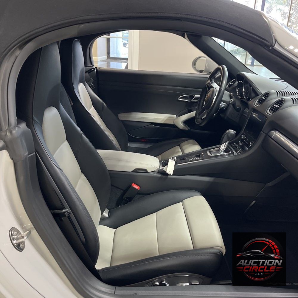2022 Porsche 718 Boxster S
