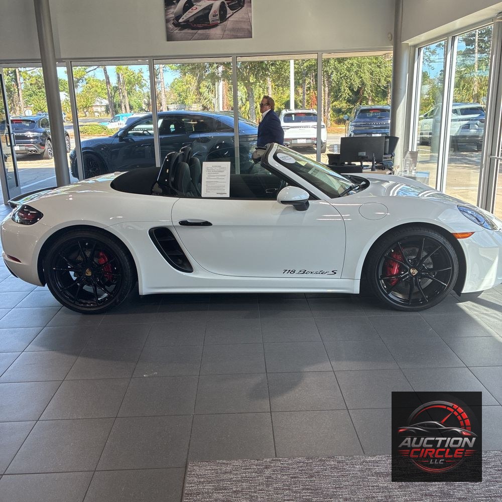 2023 Porsche 718 Boxster S
