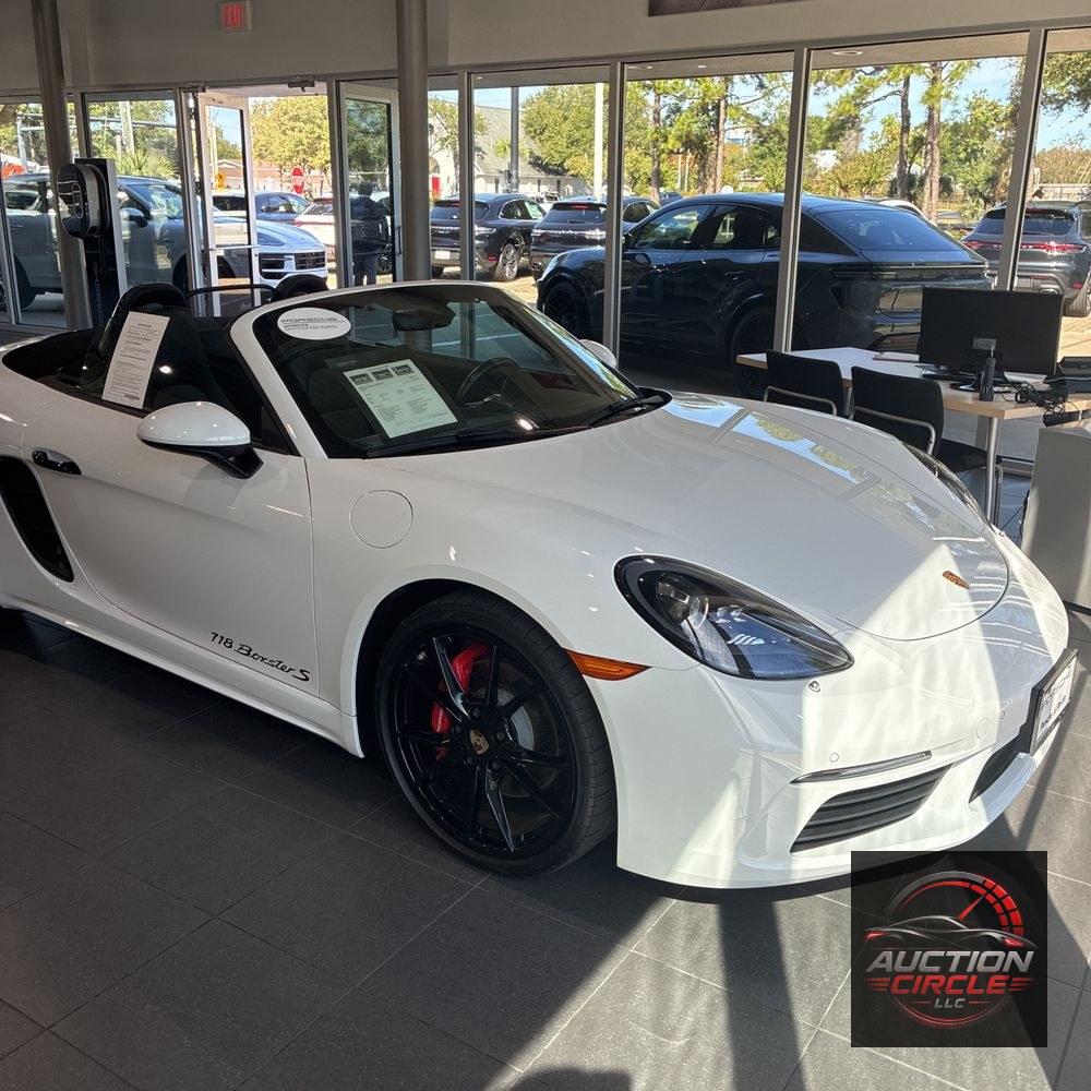 2023 Porsche 718 Boxster S