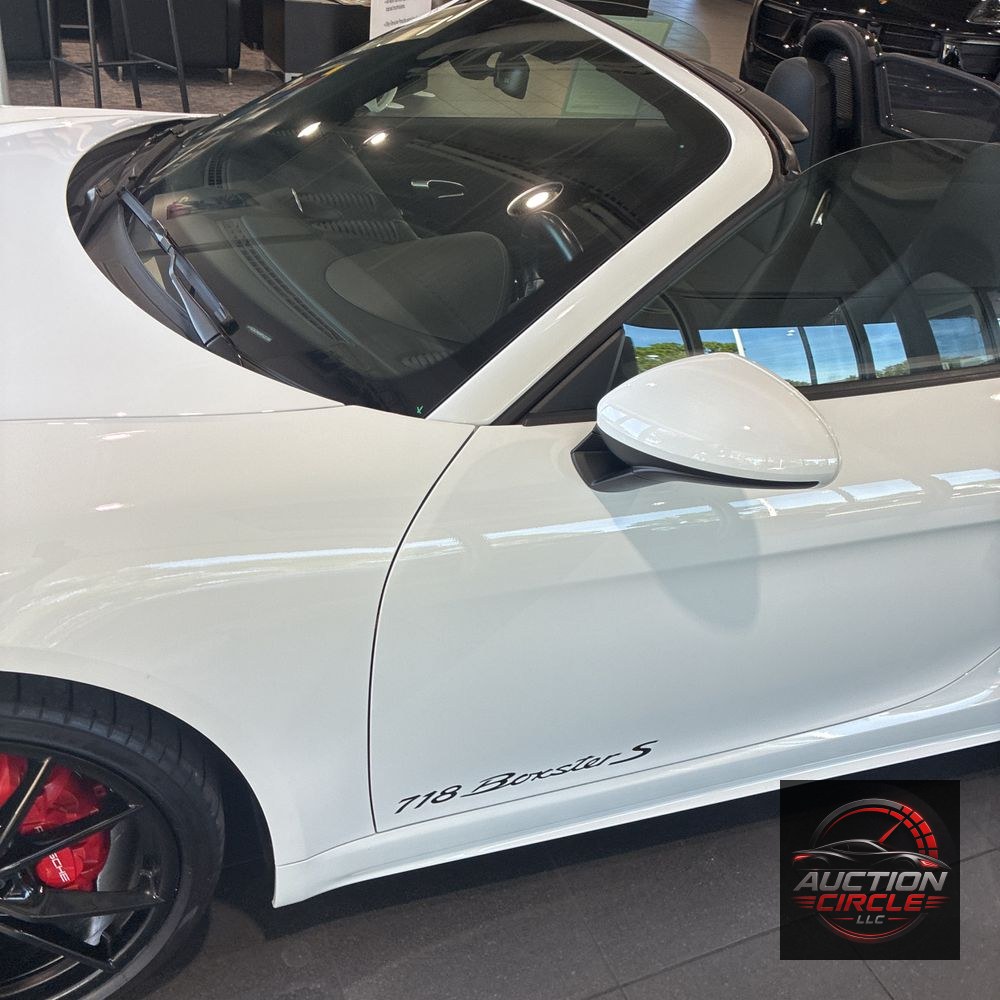 2023 Porsche 718 Boxster S
