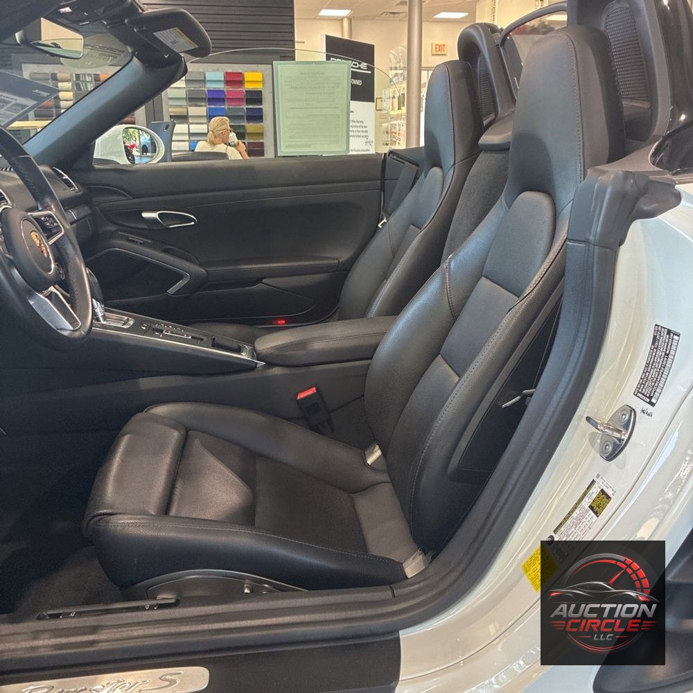 2023 Porsche 718 Boxster S