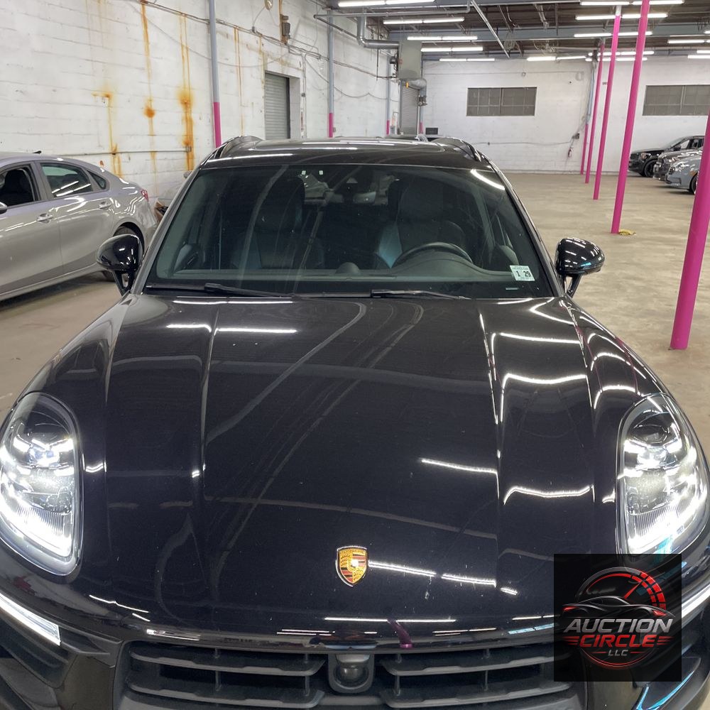 2024 Porsche Macan Base