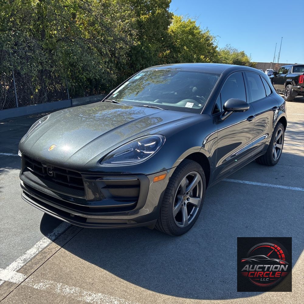 2024 Porsche Macan Base