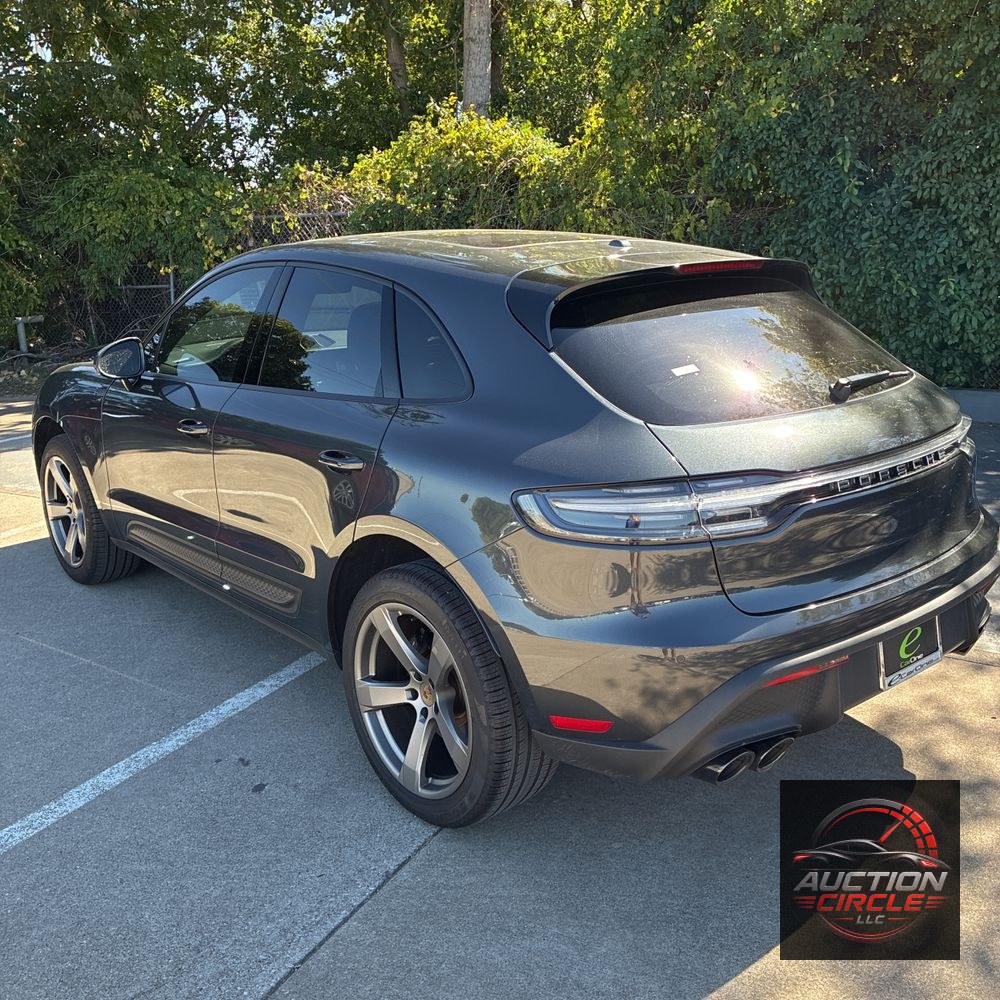 2024 Porsche Macan Base