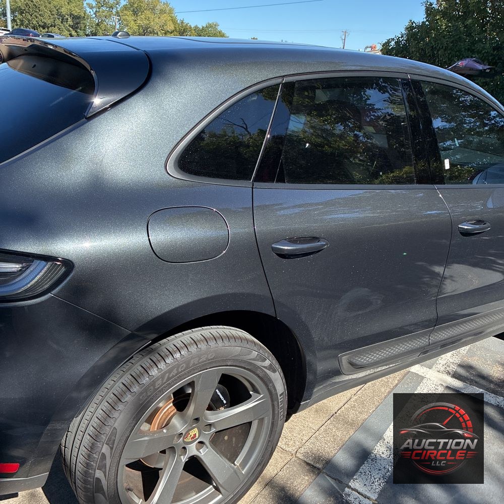 2024 Porsche Macan Base