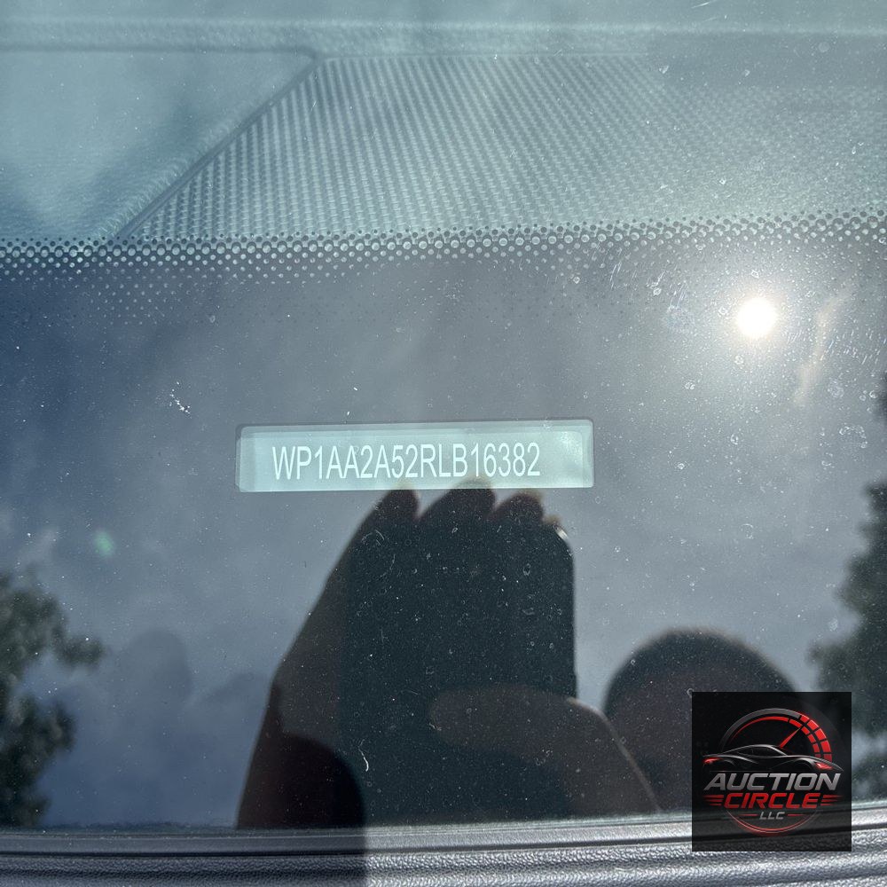 2024 Porsche Macan Base