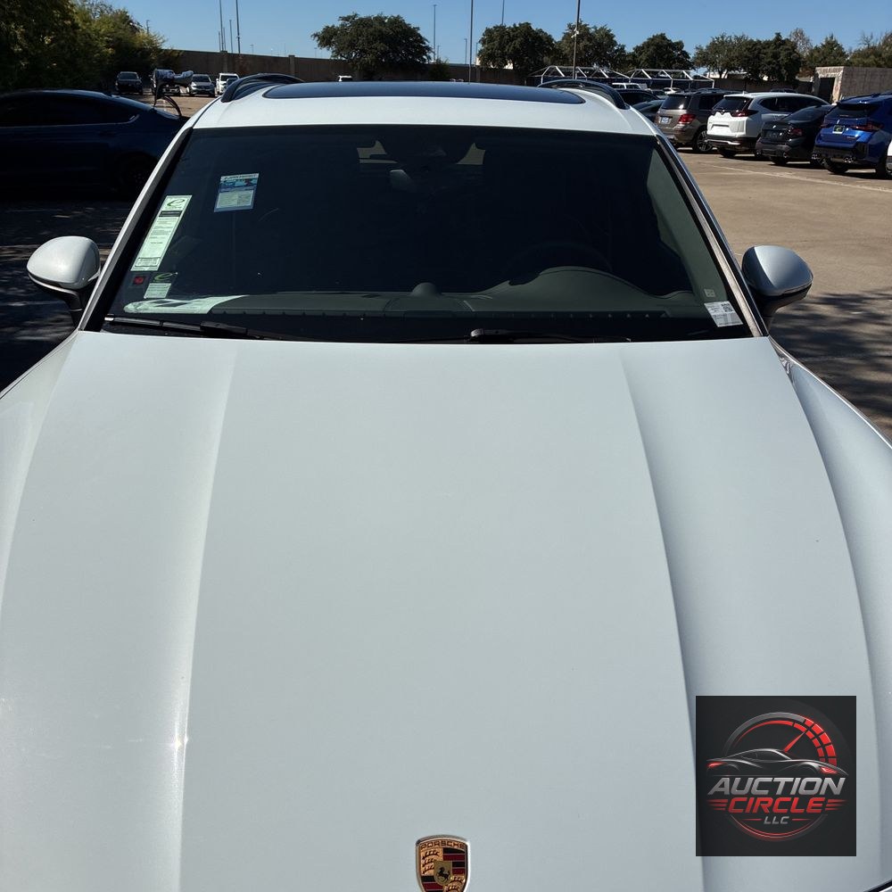 2022 Porsche Cayenne Platinum Edition