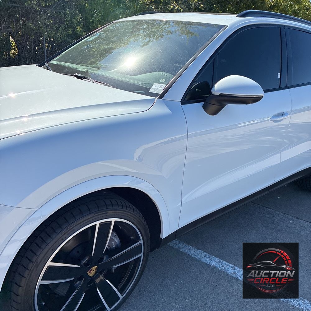 2022 Porsche Cayenne Platinum Edition