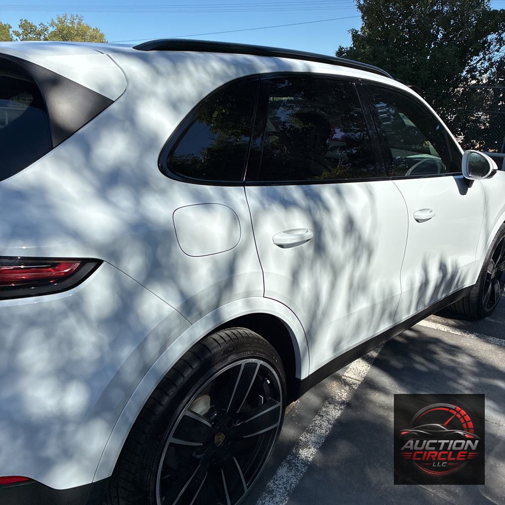 2022 Porsche Cayenne Platinum Edition