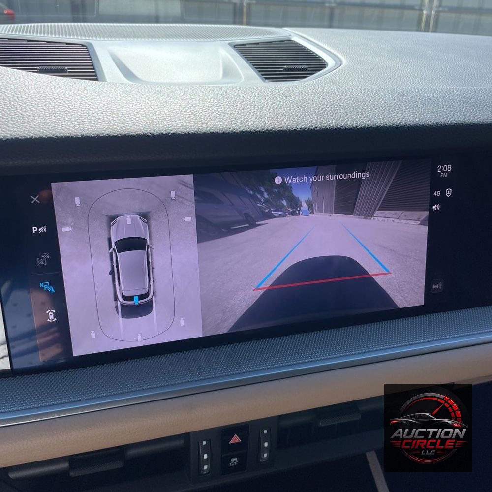 2024 Porsche Cayenne Base