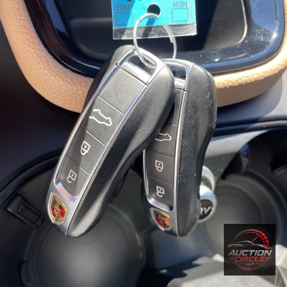2024 Porsche Cayenne Base
