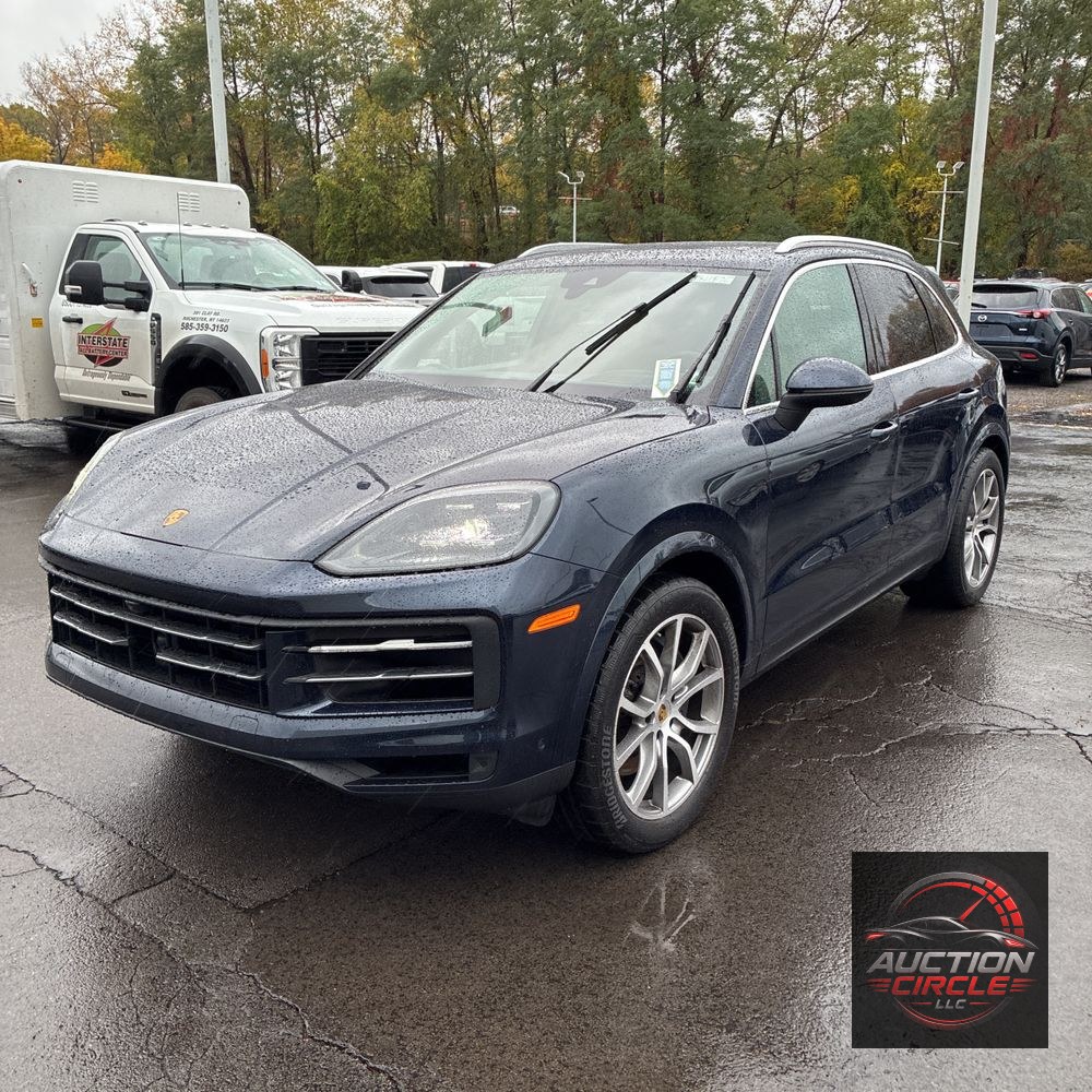 2024 Porsche Cayenne Base