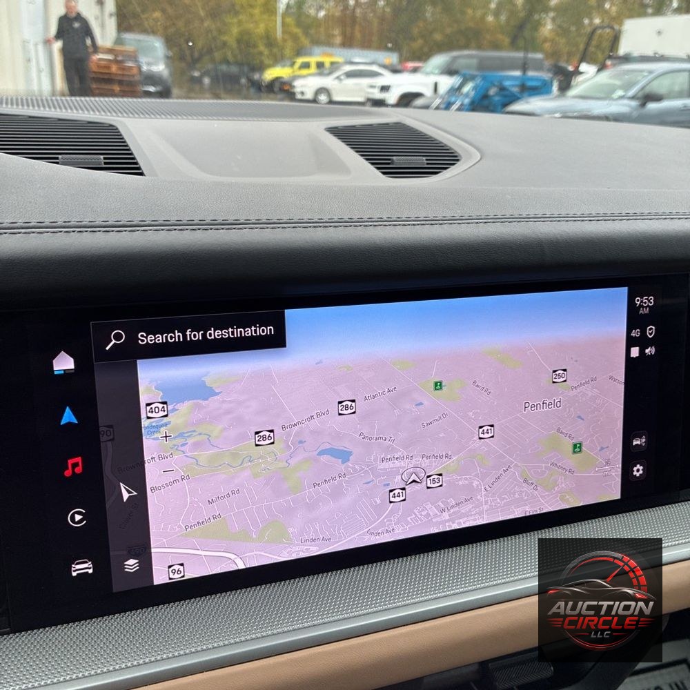 2024 Porsche Cayenne Base