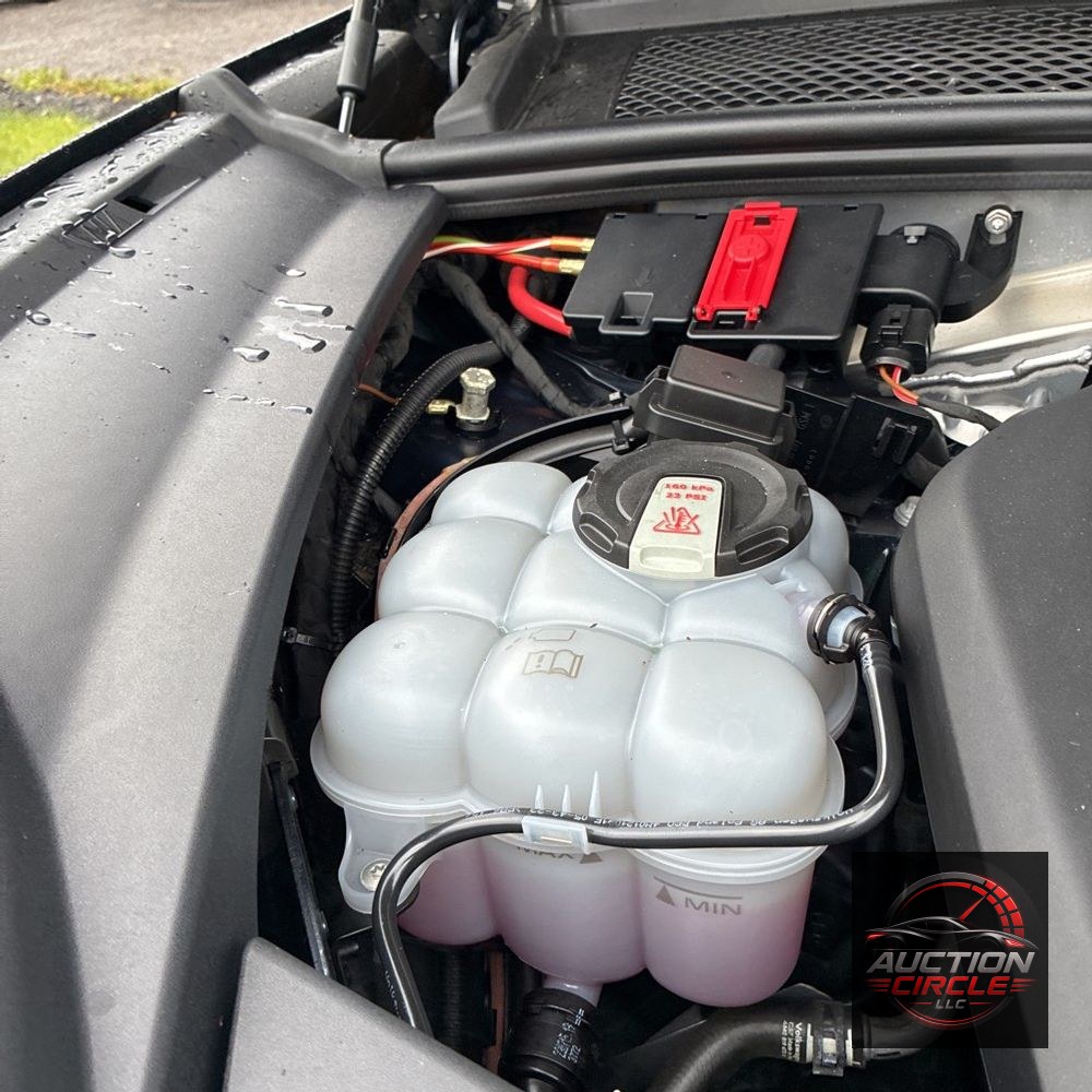 2024 Porsche Cayenne Base