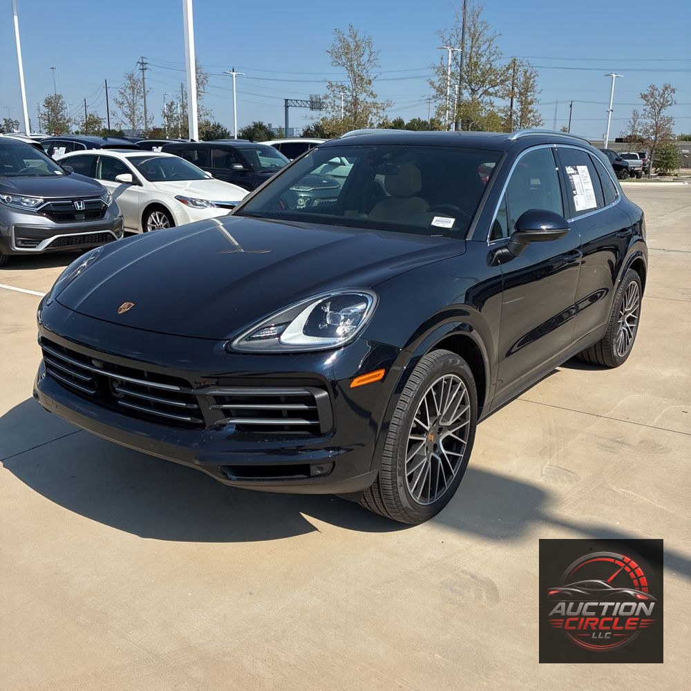2022 Porsche Cayenne Base